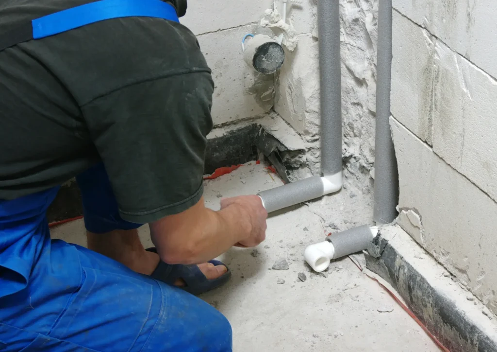 Repiping and pipelining San Diego specialist installing modern pipe systems